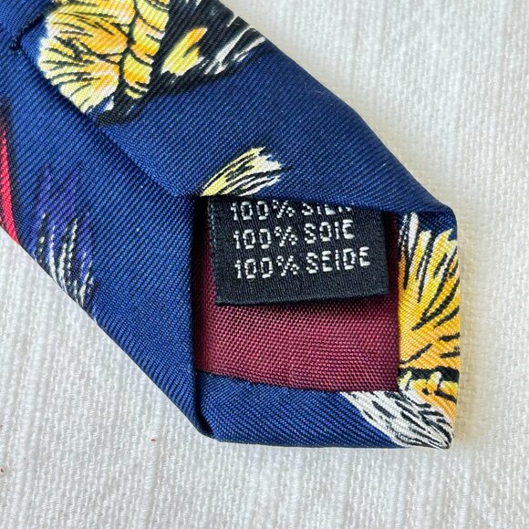 Magnificent Mouchoirs Fly Fishing Neck Tie Blue 100% Silk - Picture 5 of 6